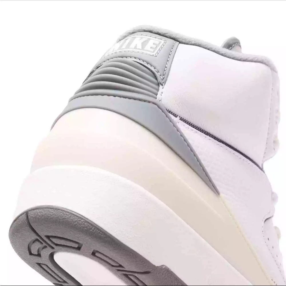 Kids Nike Air Jordan Retro 2 - Picture 11 of 11